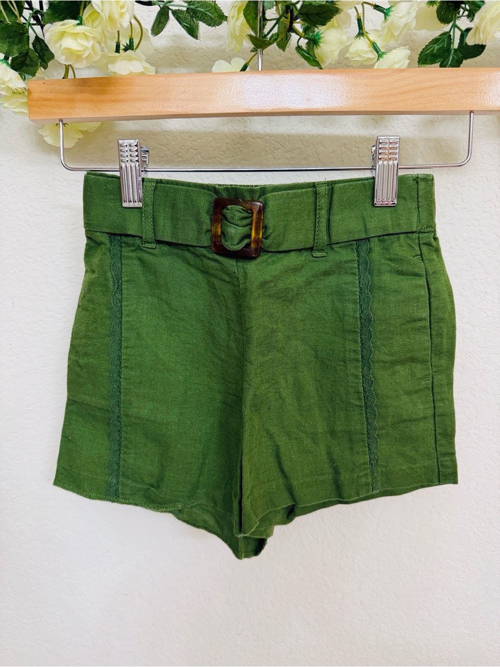 Janie & Jack • Girls Olive Green Linen Blend Belted High Rise Shorts